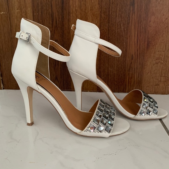 Scene/Maricka - Picture 3 of 6